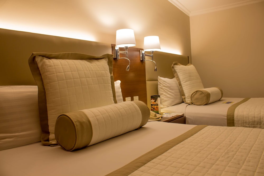 One bedroom Suite with two double beds