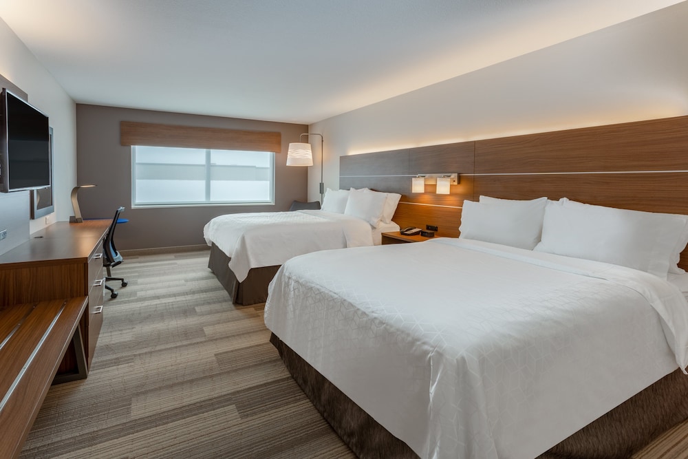 Holiday Inn Express & Suites - Rice Lake by IHG, Photo 3