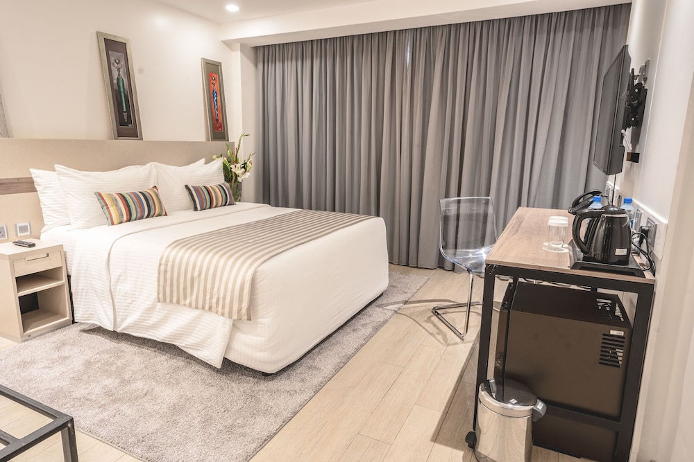 Deluxe Queen Room photo 1