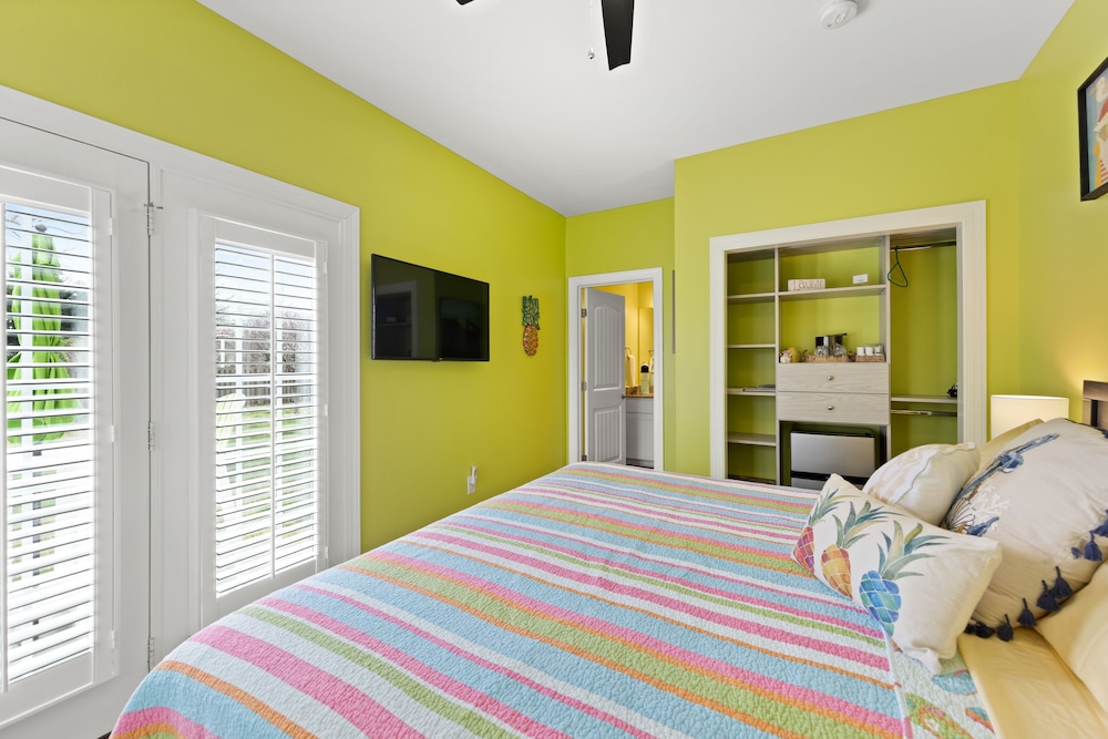 Room, Private Bathroom (Orchard Room)