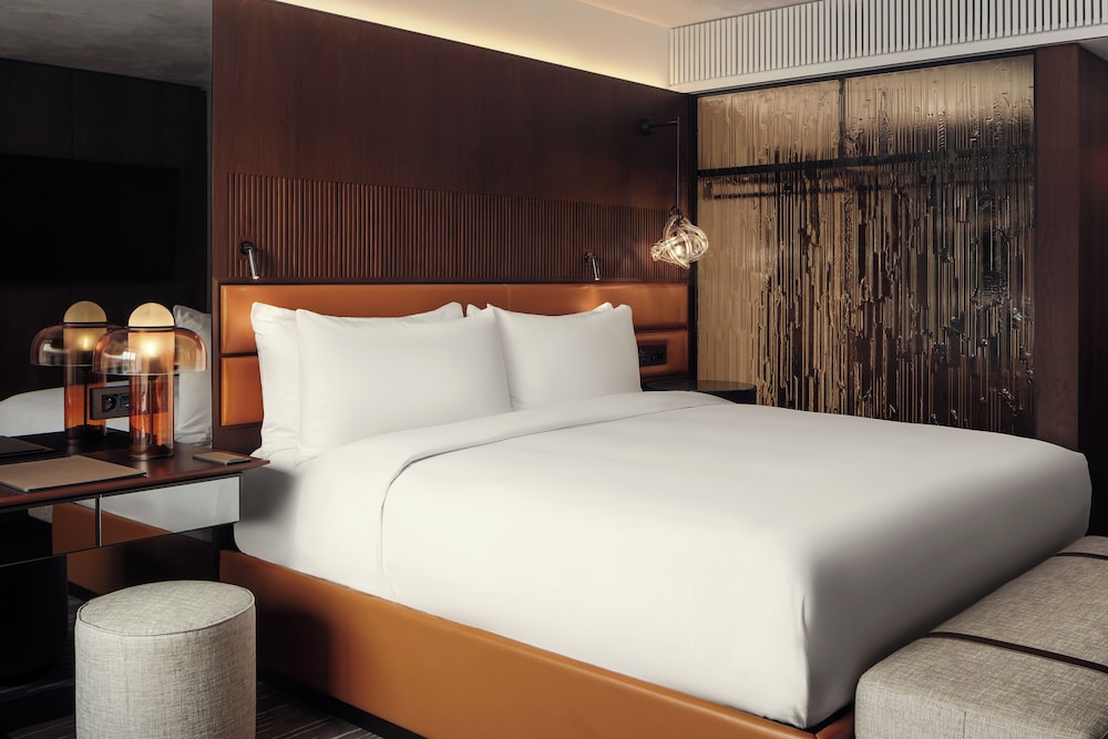 Fairmont Gold, Deluxe Room, 1 King Bed, Club Lounge Access - Photo 2