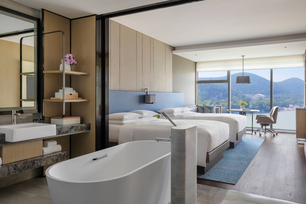 Executive Room, 2 Double Beds