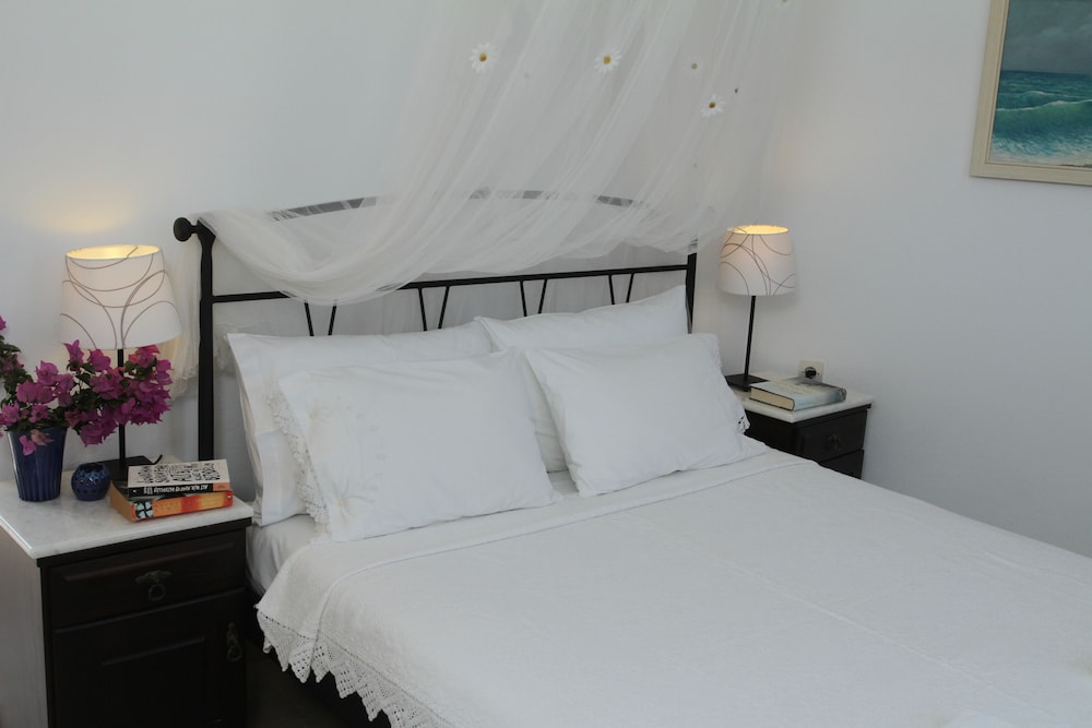 Standard Room photo 2