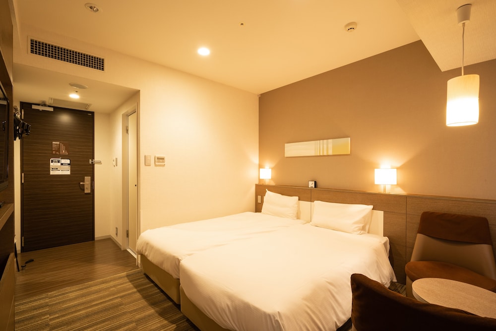 Twin Room, Non Smoking photo 3
