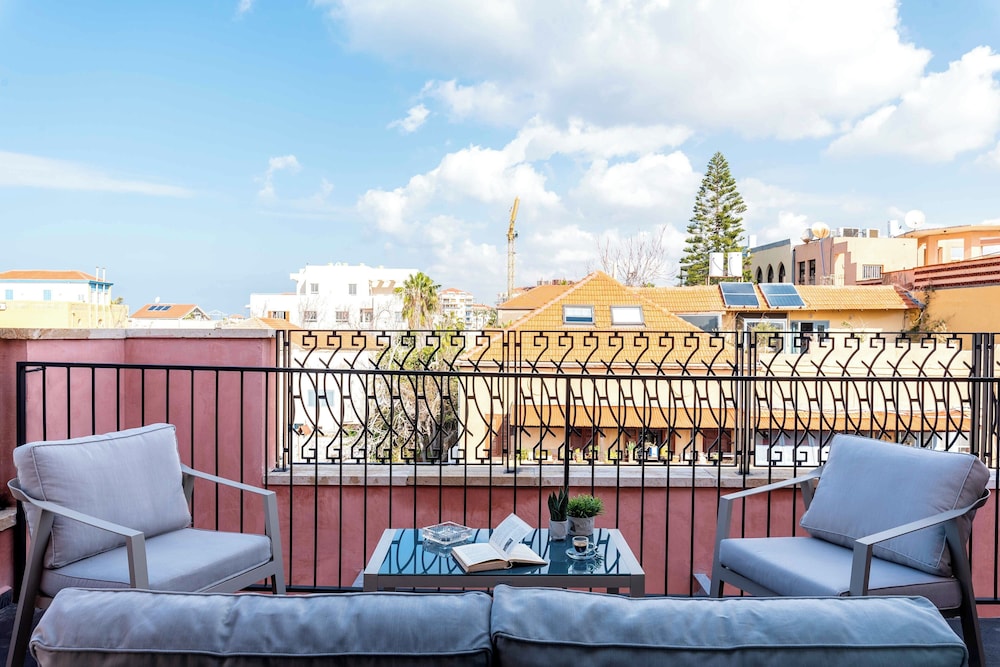 Deluxe Penthouse