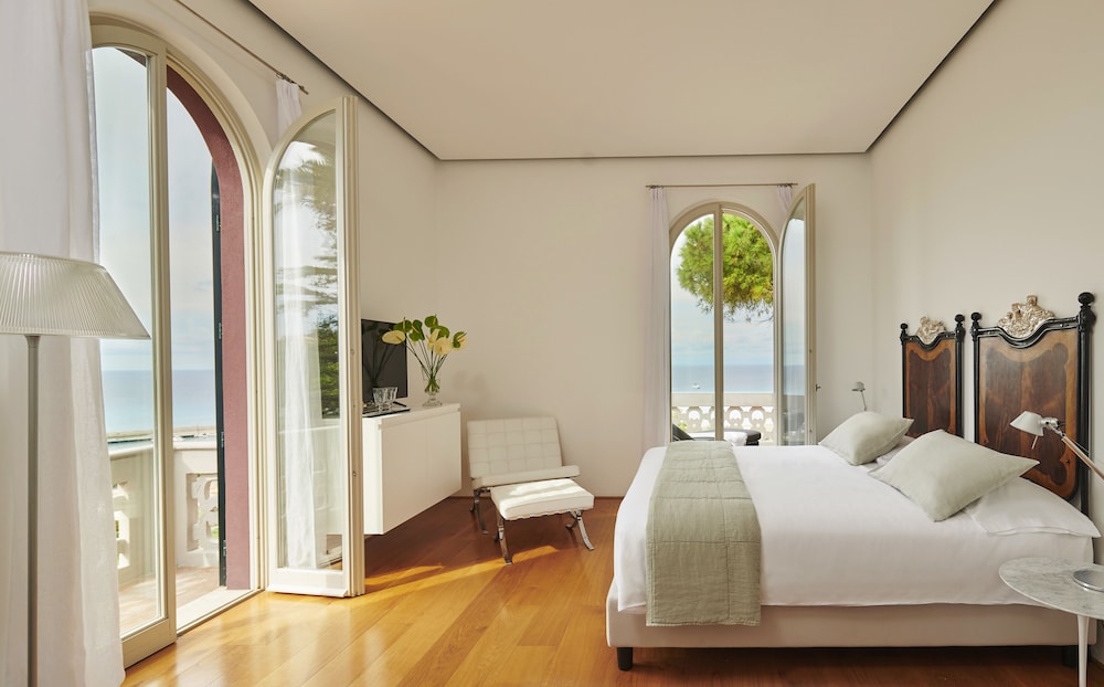 Executive Suite, Sea Facing