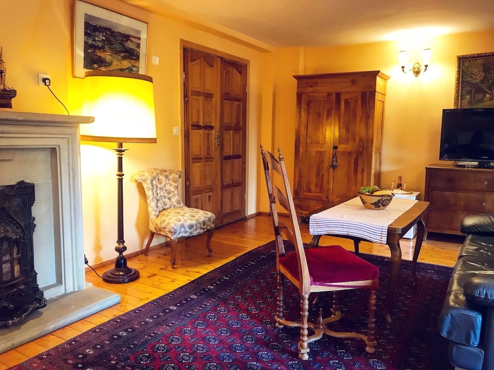 Junior Studio Suite, 1 Queen Bed, Non Smoking, photo 6
