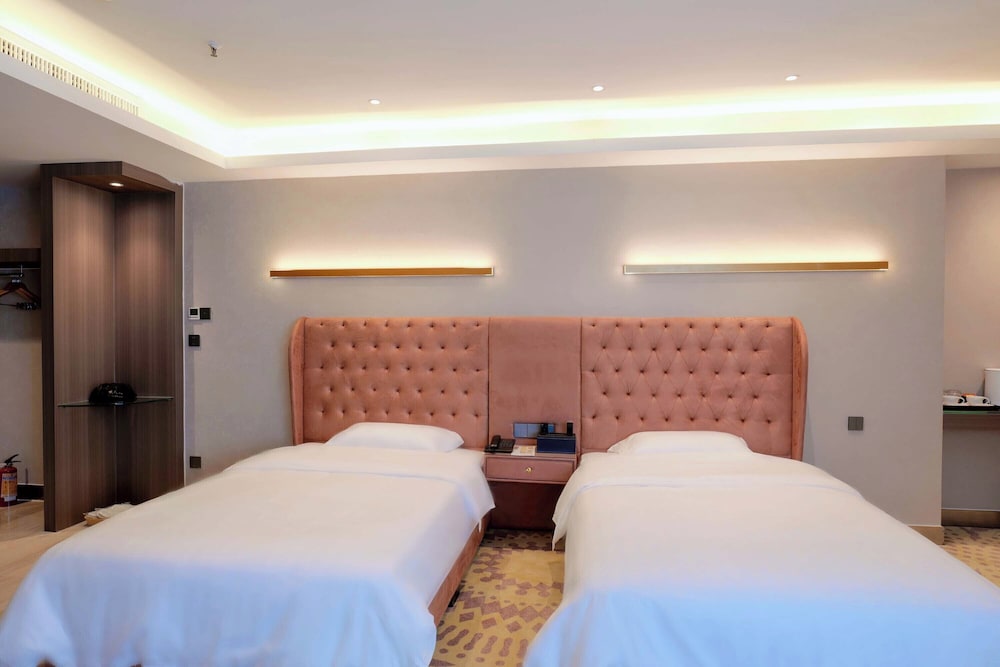 Superior Twin Room photo 2