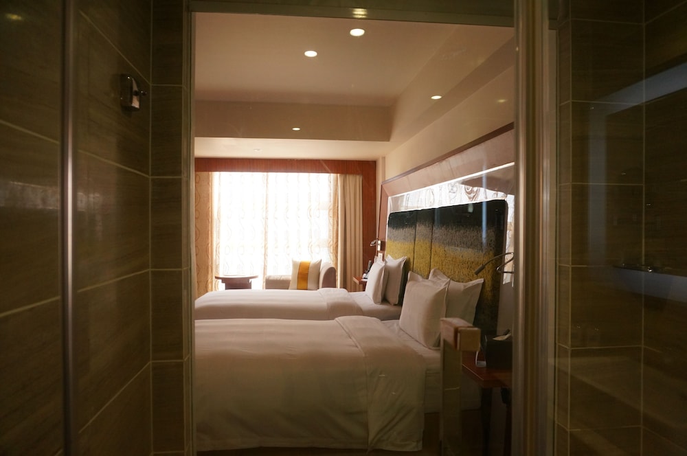 Superior Room, 1 King Bed - Photo 2