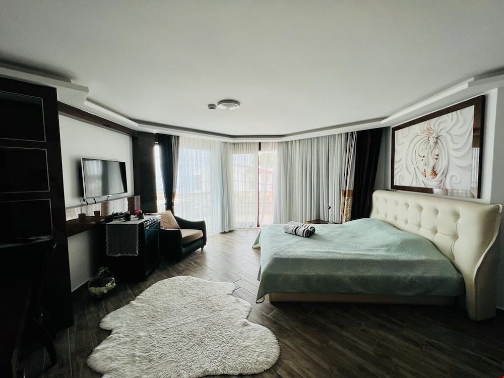 Elite Suite photo 1