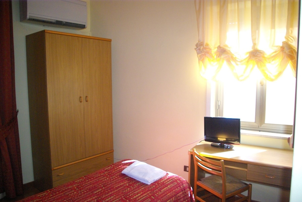 Single Room photo 1
