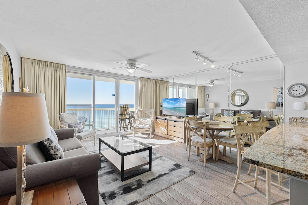 Elite Condo 1 Bedroom 2 Bathrooms Ocean View 9th Floor photo 2
