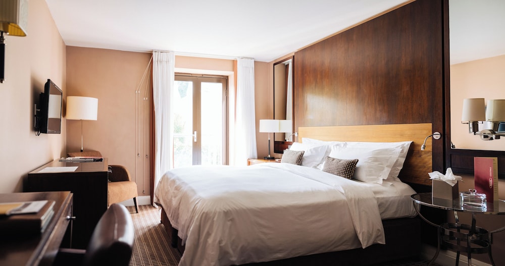 Deluxe Double or Twin Room photo 3