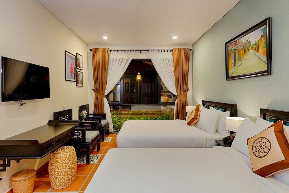 Family Triple Room, Courtyard View