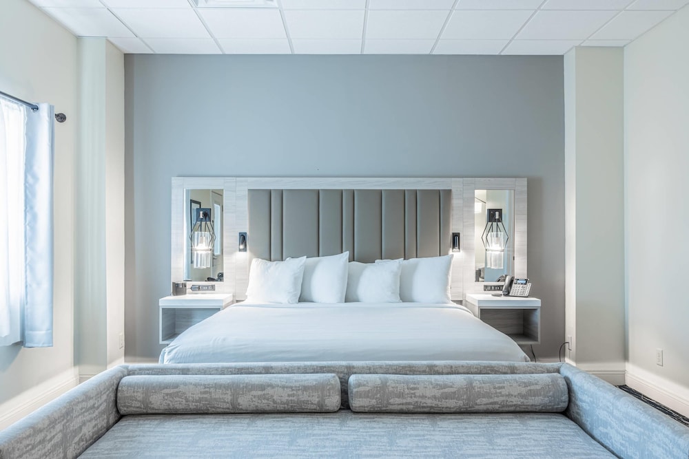 Room, 1 King Bed, Accessible, Non Smoking photo 1