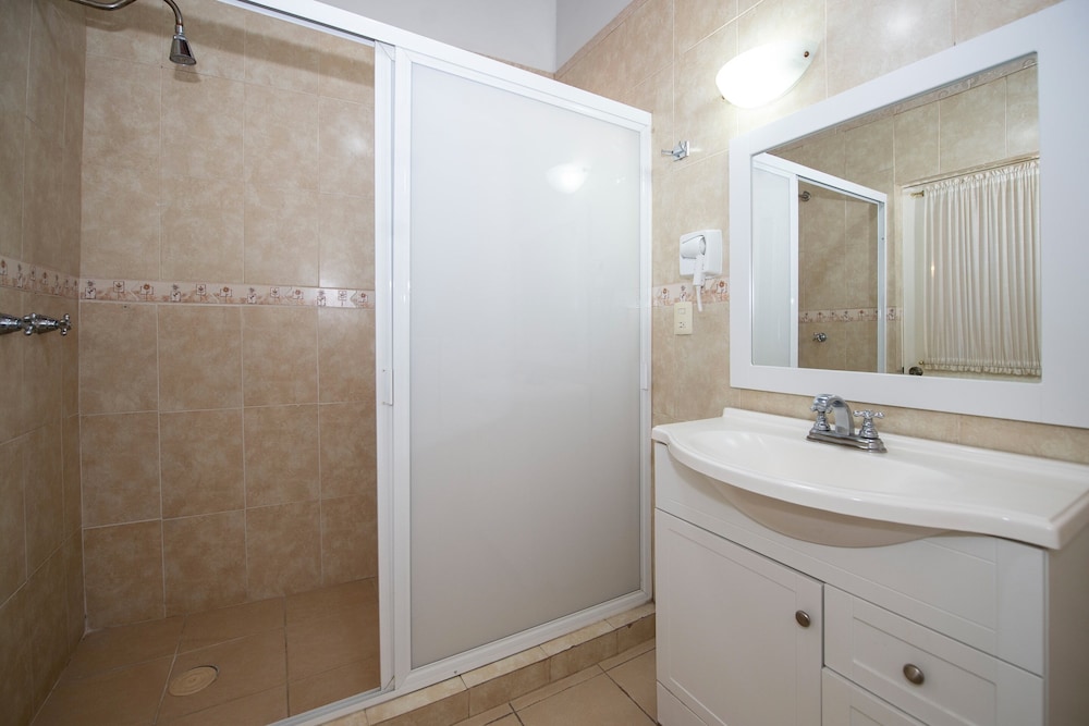 Superior Room, 2 Queen Beds - Photo 5