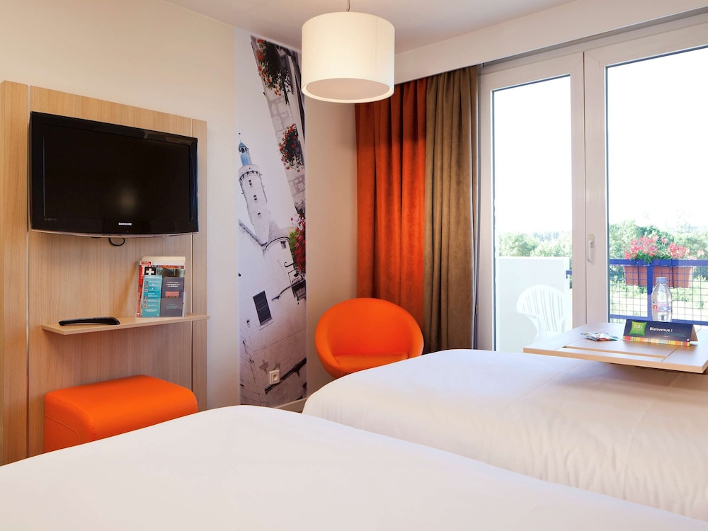 Standard Room, 2 Twin Beds photo 1