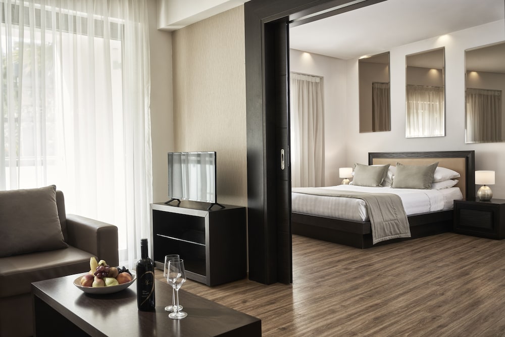 Junior Suite - Photo 2