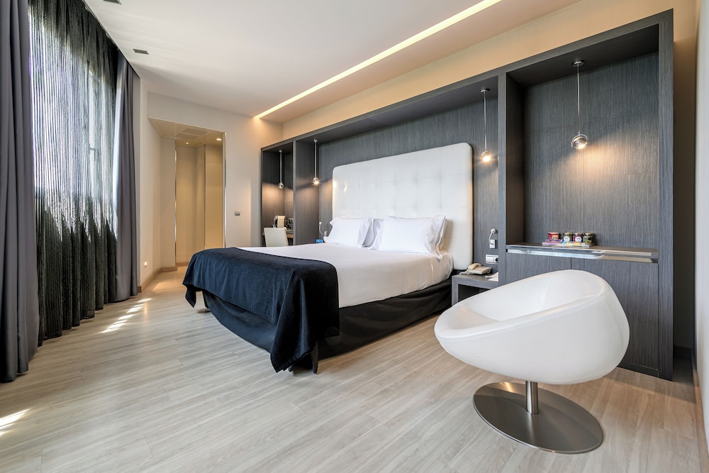 Standard Double Room - Photo 1