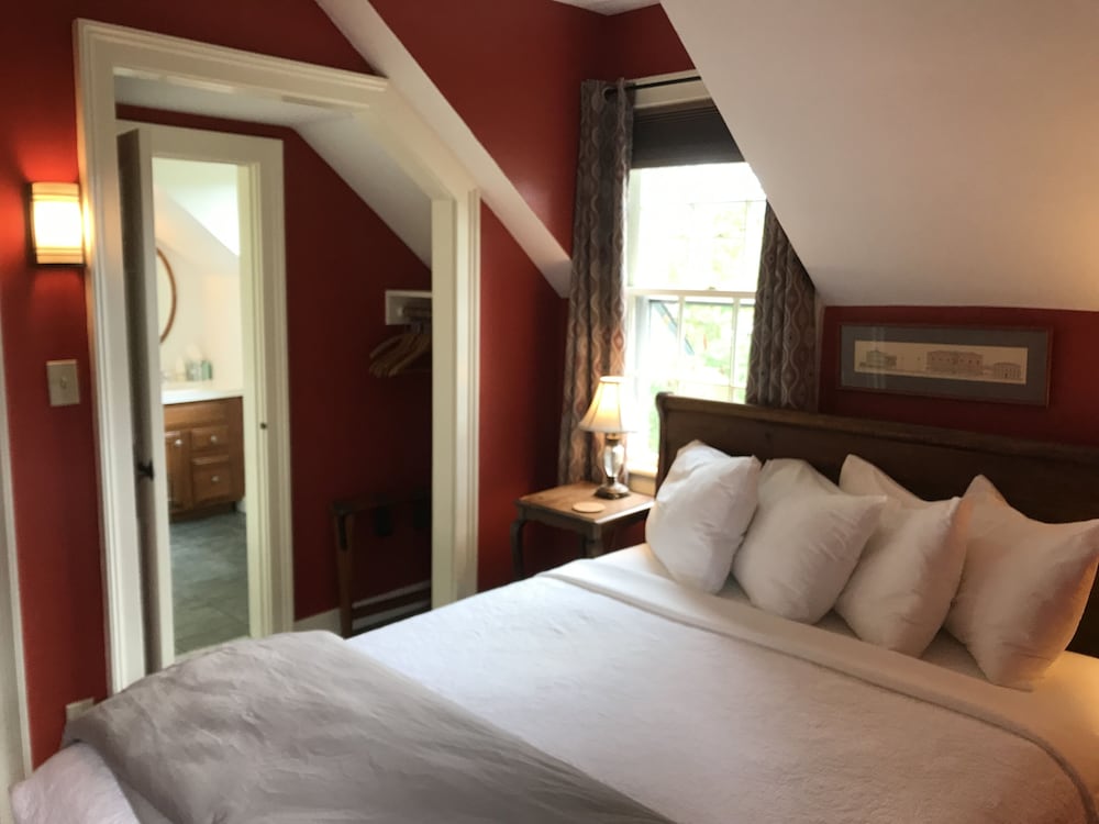 Superior Double Room, Ensuite (Addison) photo 2