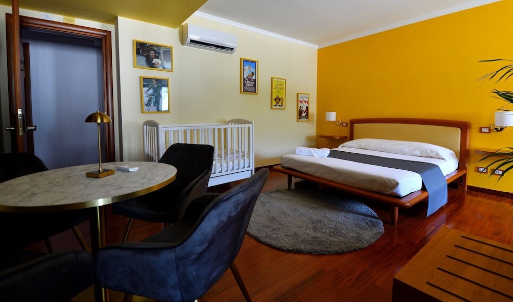 Deluxe Quadruple Room, Mountain View photo 1