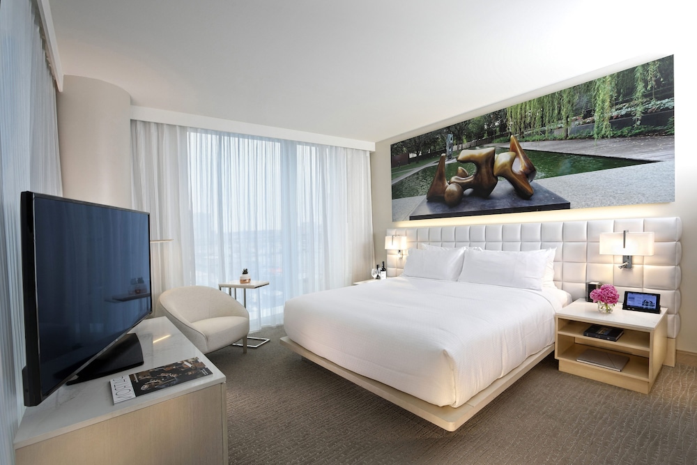 Room, 1 King Bed - Photo 2