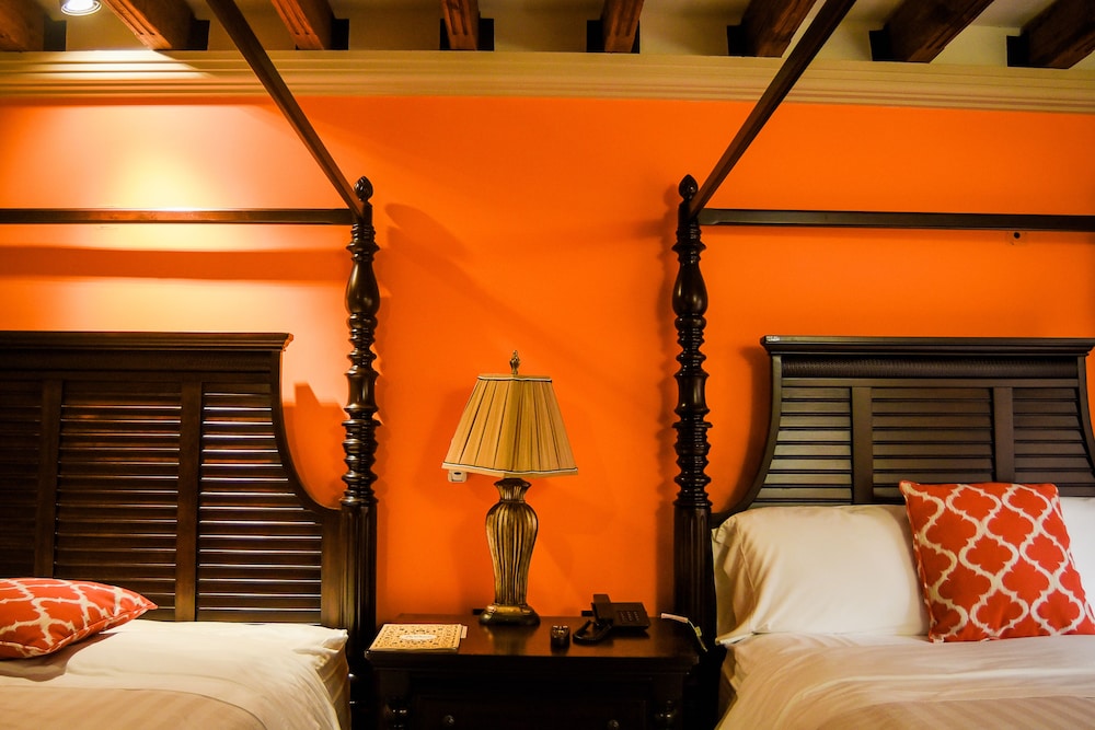 Deluxe Room, 2 Queen Beds