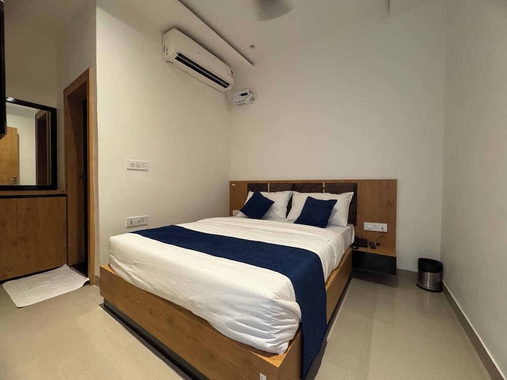 Standard Room, Private Bathroom