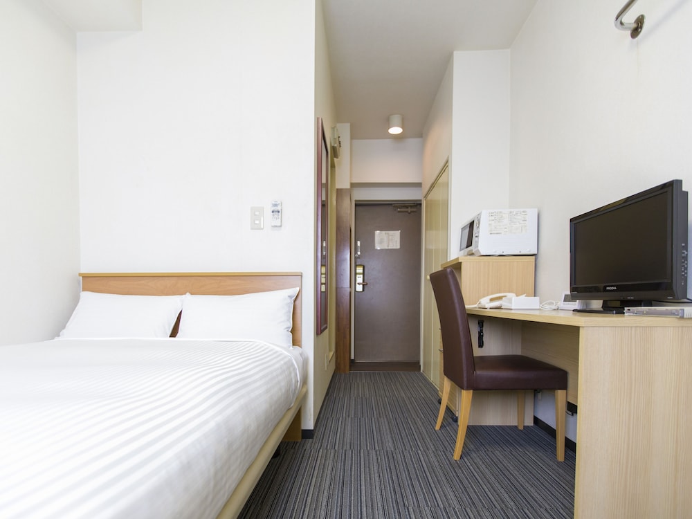 Corner Semi-Double Room, Smoking (Cleaning is Optional with Additional Cost) photo 3