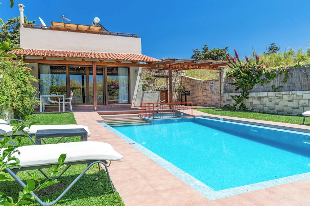 Villa (2 Bedrooms)