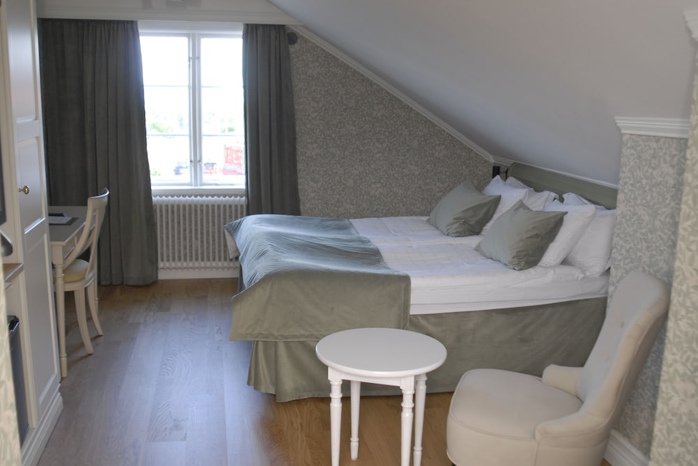 Classic Double Room, 2 Twin Beds, Pets Not Allowed photo 2