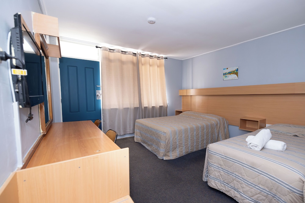Standard Suite, 1 Bedroom (Twin Room) photo 2