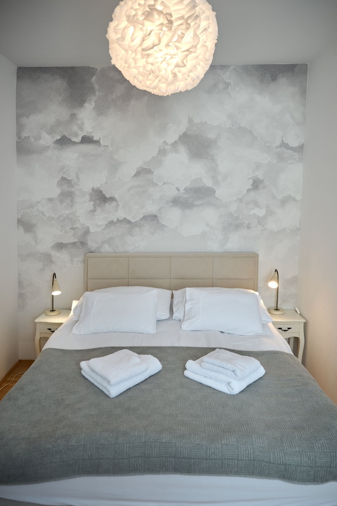 Signature Apartment