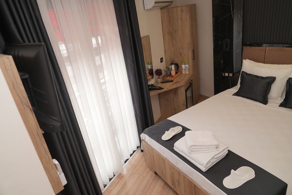 Basic Double Room, Sea View photo 2