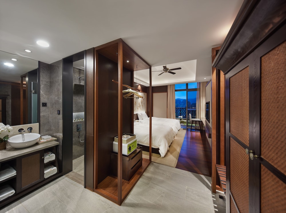 Luxury Twin Room
