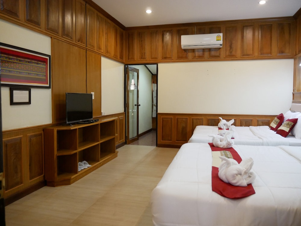 Superior Quadruple Room With Garden View photo 3