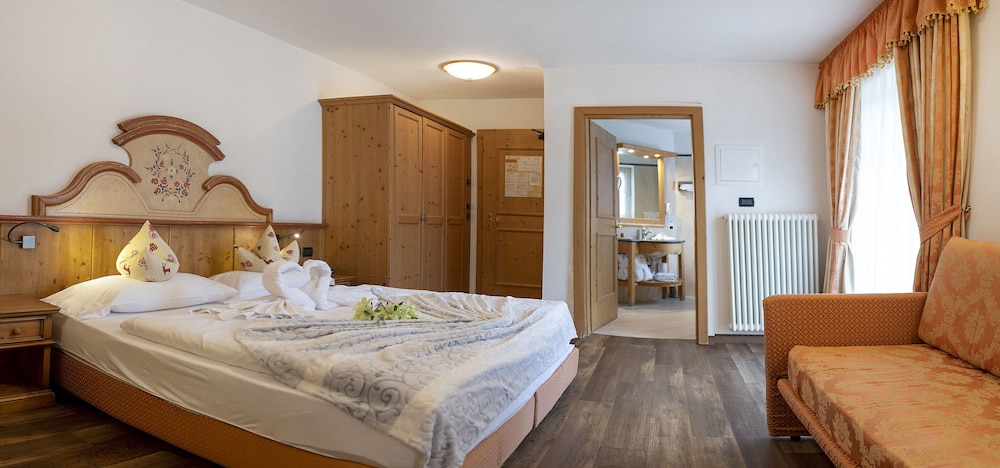 Comfort Room photo 2