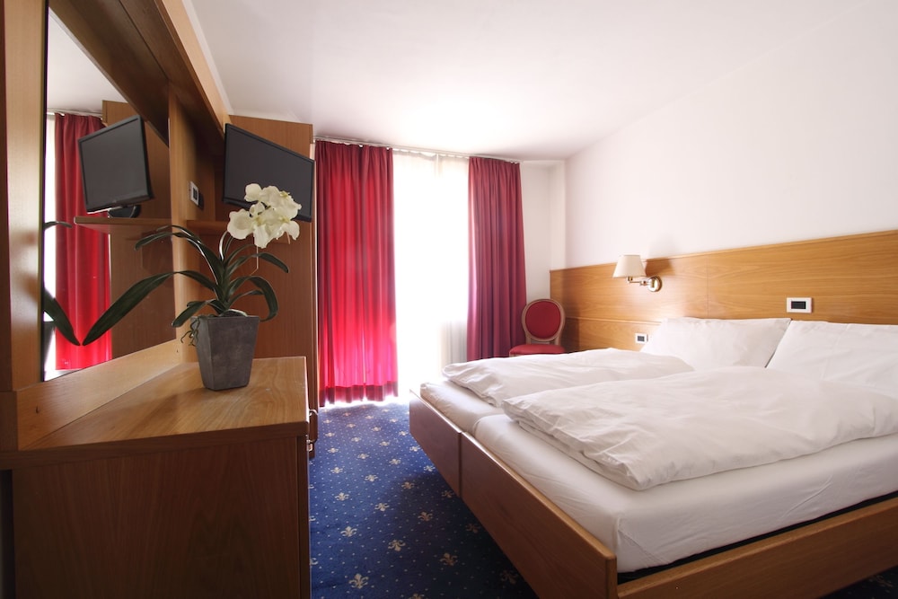 Comfort Double Room (2 people)