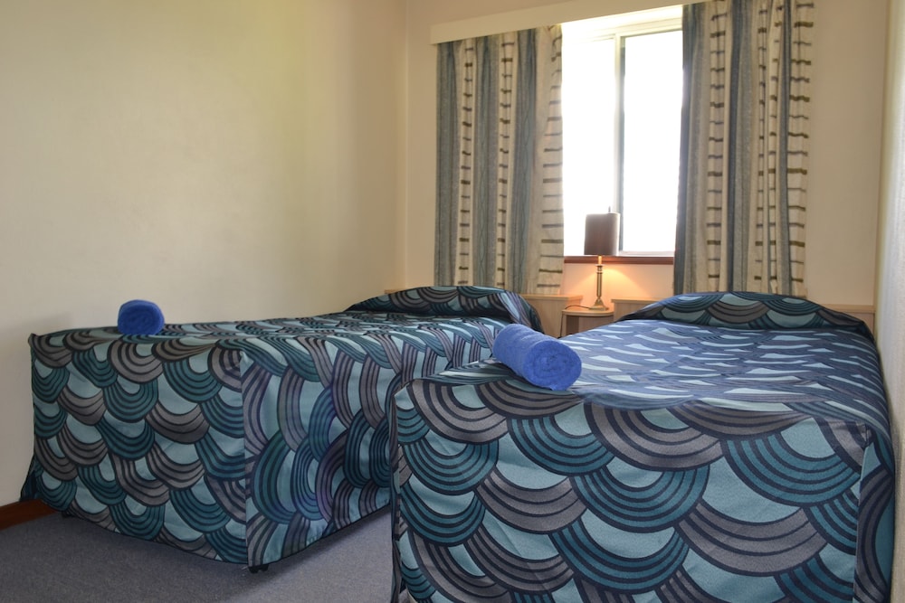 Three-Bedroom Apartment - Photo 13