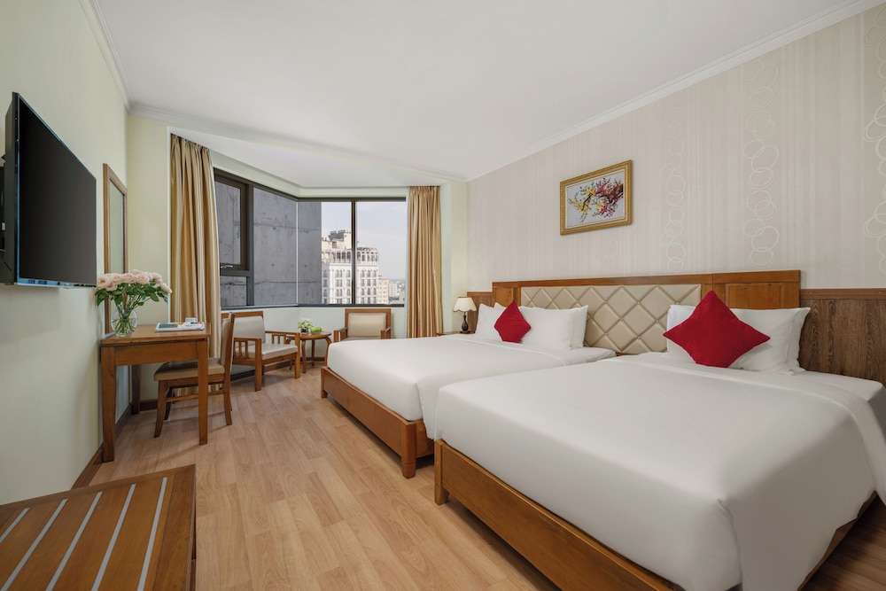 Superior Triple Room, Non Smoking photo 3