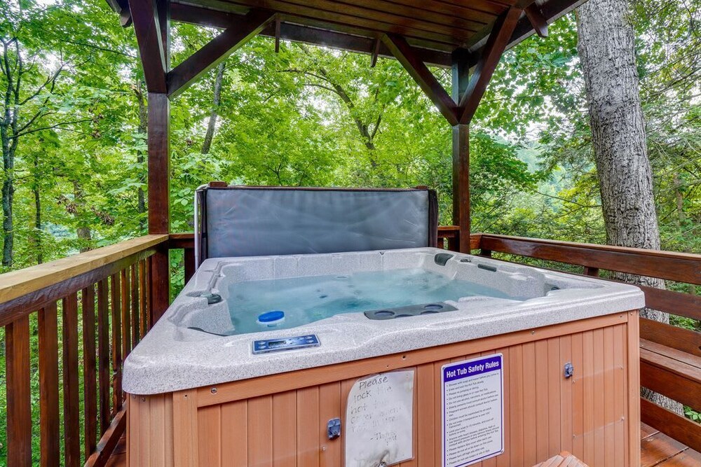 Gatlinburg Getaway - Private Theater Hot Tub, Kuva 37
