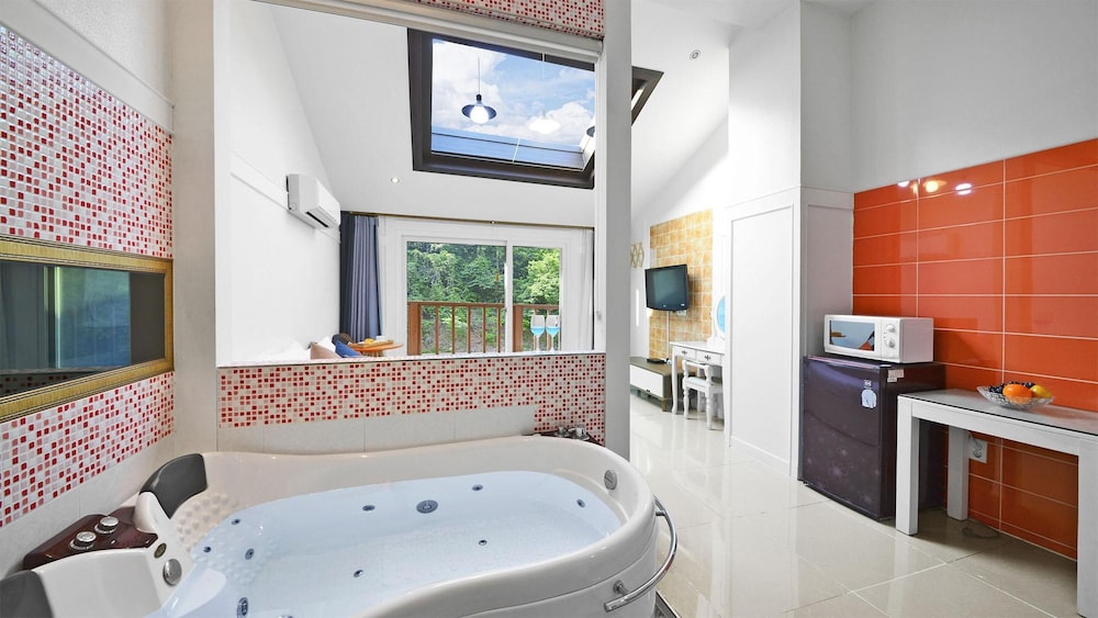 Basic Room, 1 Bedroom (G303(spa)) - Photo 2