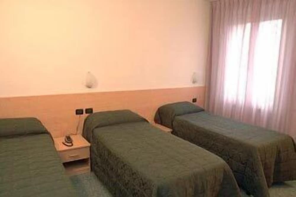 Triple Room photo 1