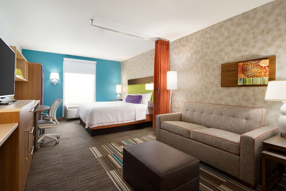 Studio, 1 King Bed, Accessible, Non Smoking (w/ bathtub) photo 2