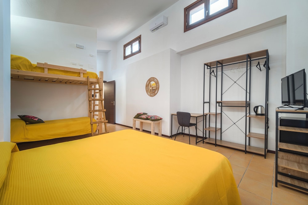 Comfort Quadruple Room photo 3