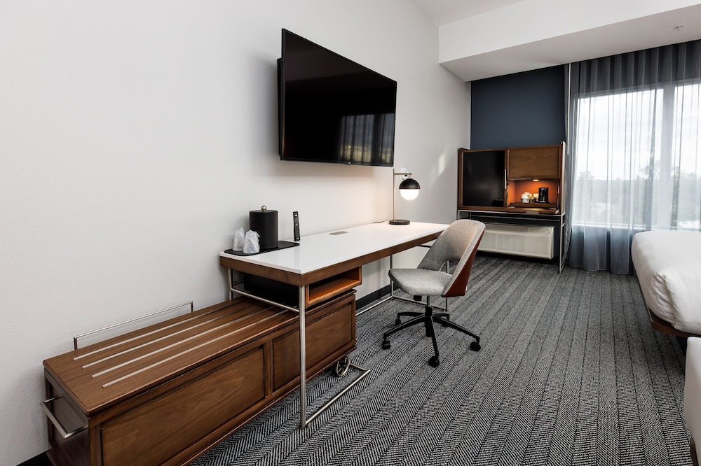 Room, 2 Queen Beds (Hearing Accessible) - Photo 1