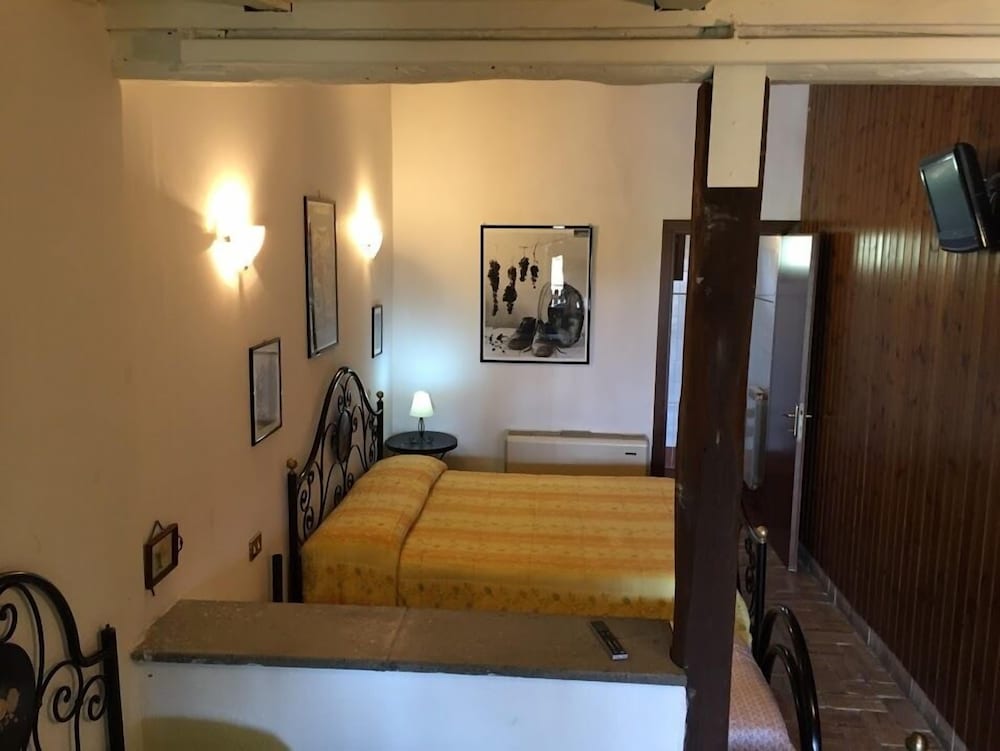 Classic Quadruple Room, 3 Bedrooms, Non Smoking, Park View photo 1