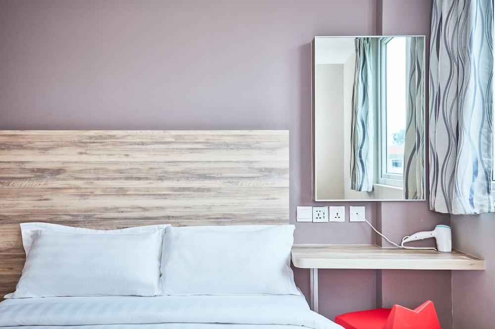 Deluxe Double Room, 1 Double Bed photo 2