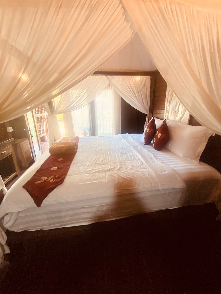 Lumbung Villa with Garden View photo 1