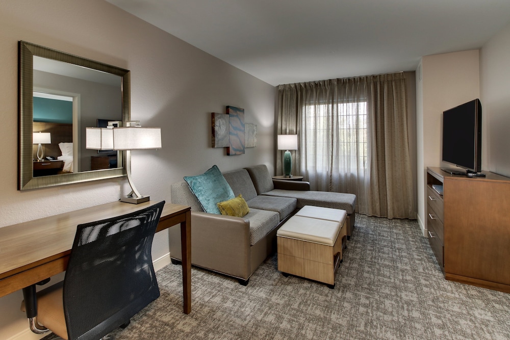 Suite, 1 Bedroom, Accessible Bathtub, Kitchen (Communications, Accessible Tub) - Photo 10